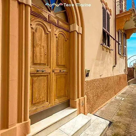 Italian House Cinque Terre, Terre Marine Bed & Breakfast 3*