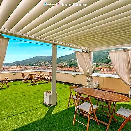 Bed & Breakfast Italian House Cinque Terre, Terre Marine La Spezia